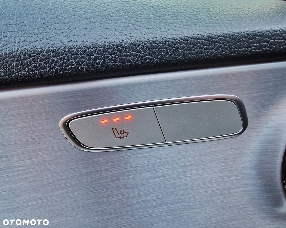 Mercedes-Benz Klasa C 200 (BlueTEC) d - 33