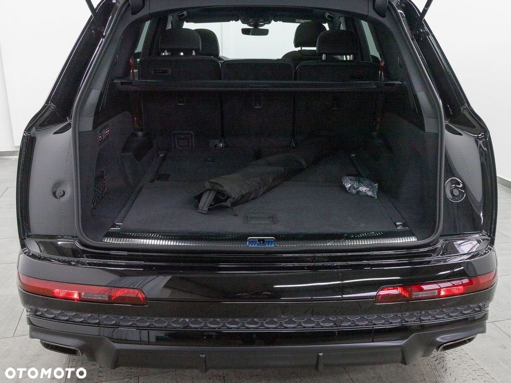 Audi Q7 - 11