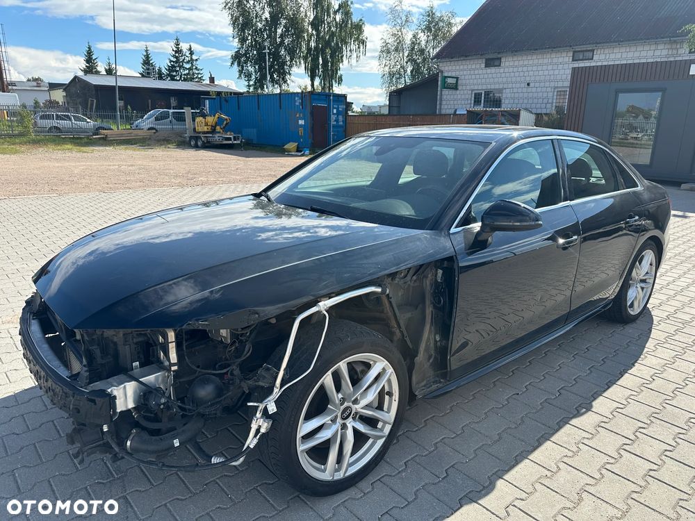 Audi A4 Limousine - 12