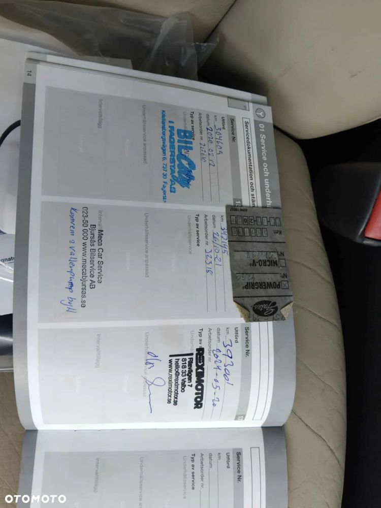 Mitsubishi Grandis 2.4 Intense - 19