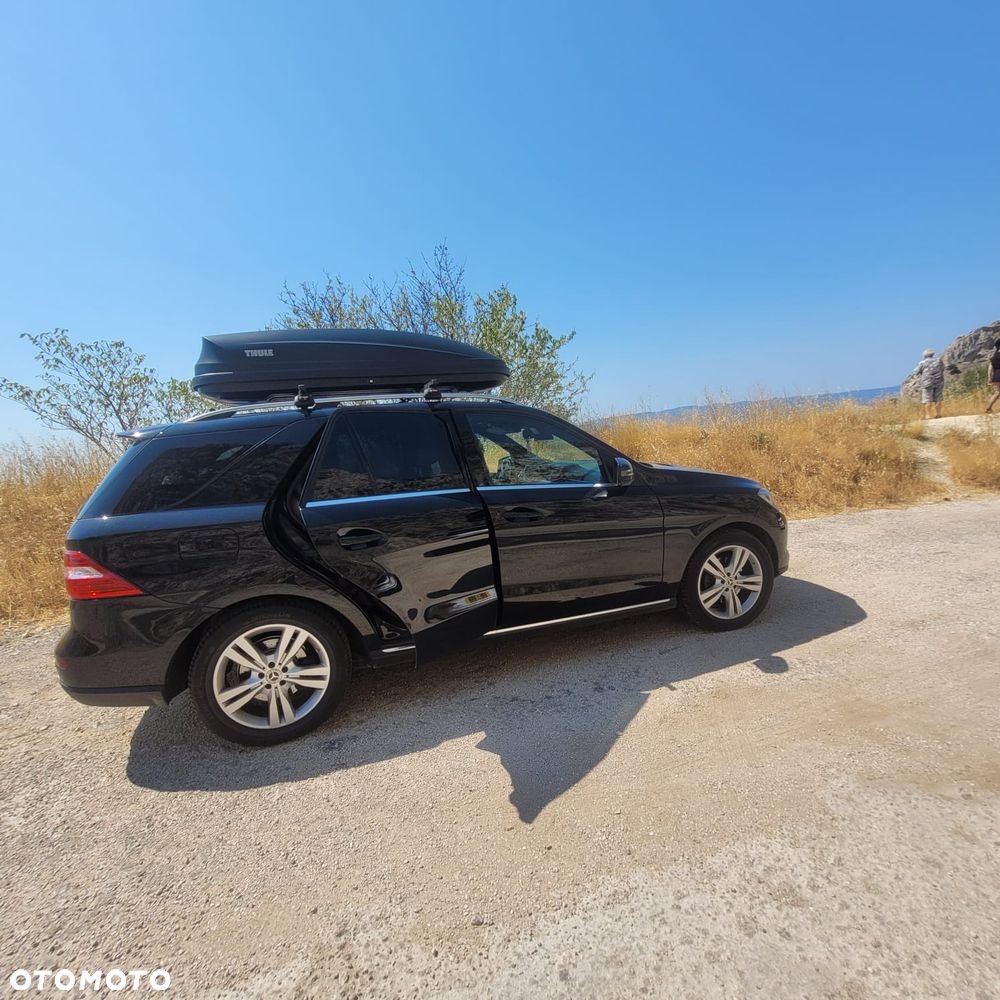 Mercedes-Benz ML - 13