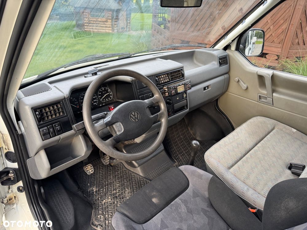 Volkswagen Transporter T4 - 13