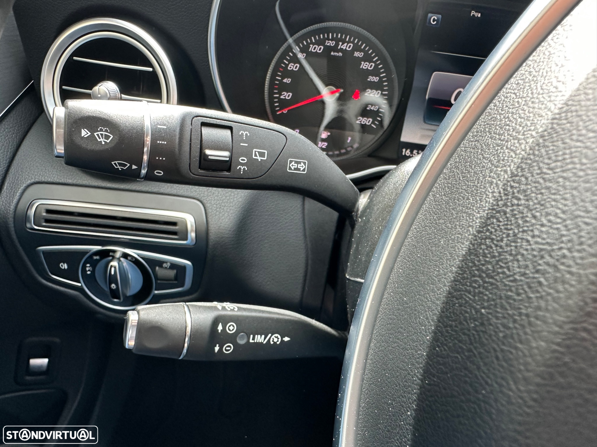 Mercedes-Benz C 220 d AMG Line - 24