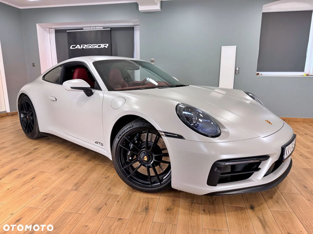 Porsche 911 - 28