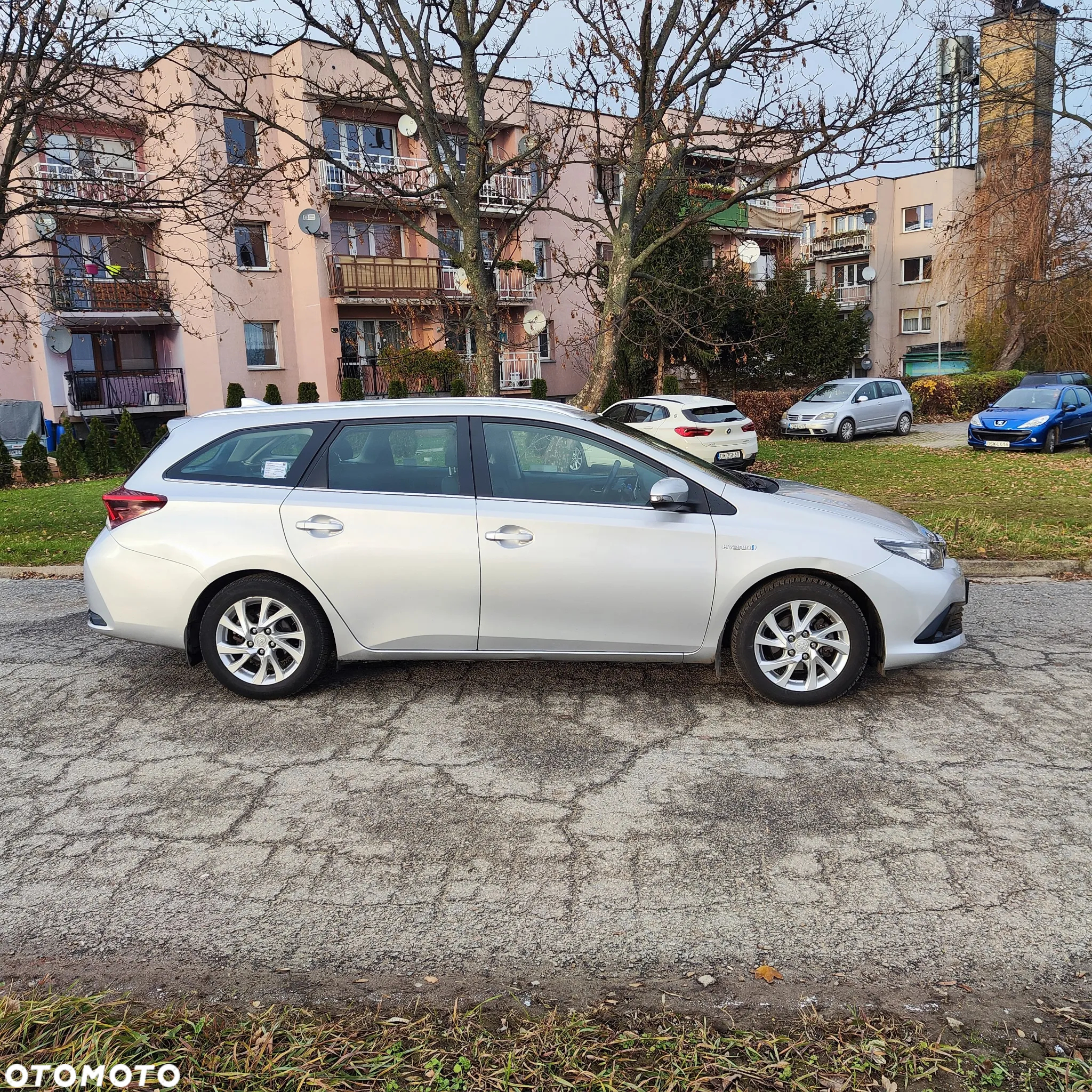 Toyota Auris Hybrid 135 Active - 4