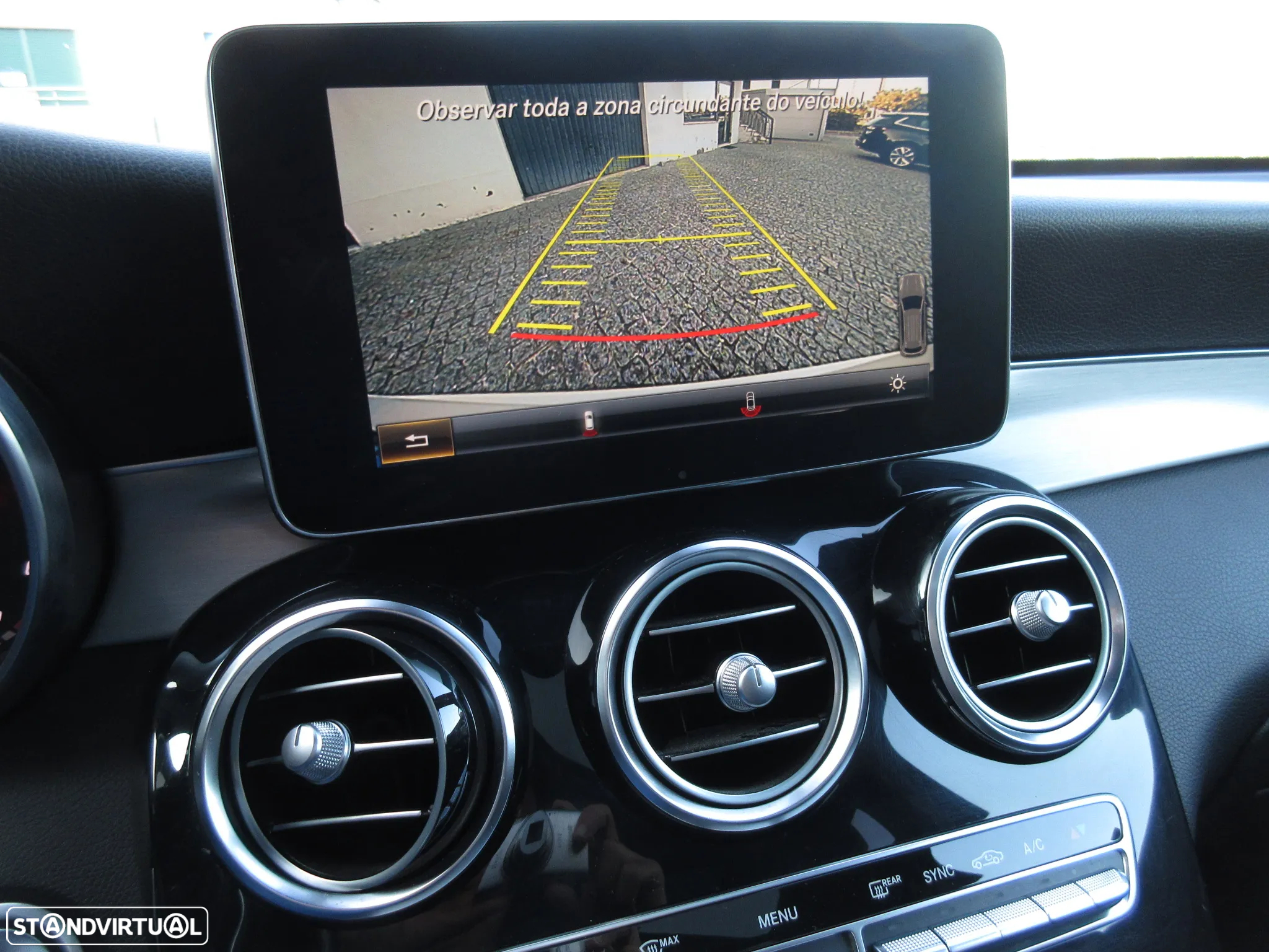 Mercedes-Benz GLC 220 d 4Matic 9G-TRONIC AMG Line - 44