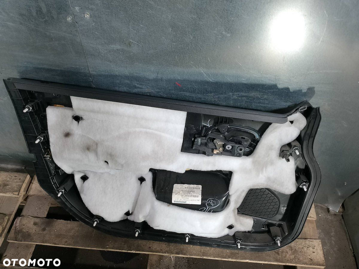 BOCZEK, TAPICERKA DRZWI PRAWY PRZÓD CHRYSLER 200 (JS) 1VD001X9AA   BN624495 - 2