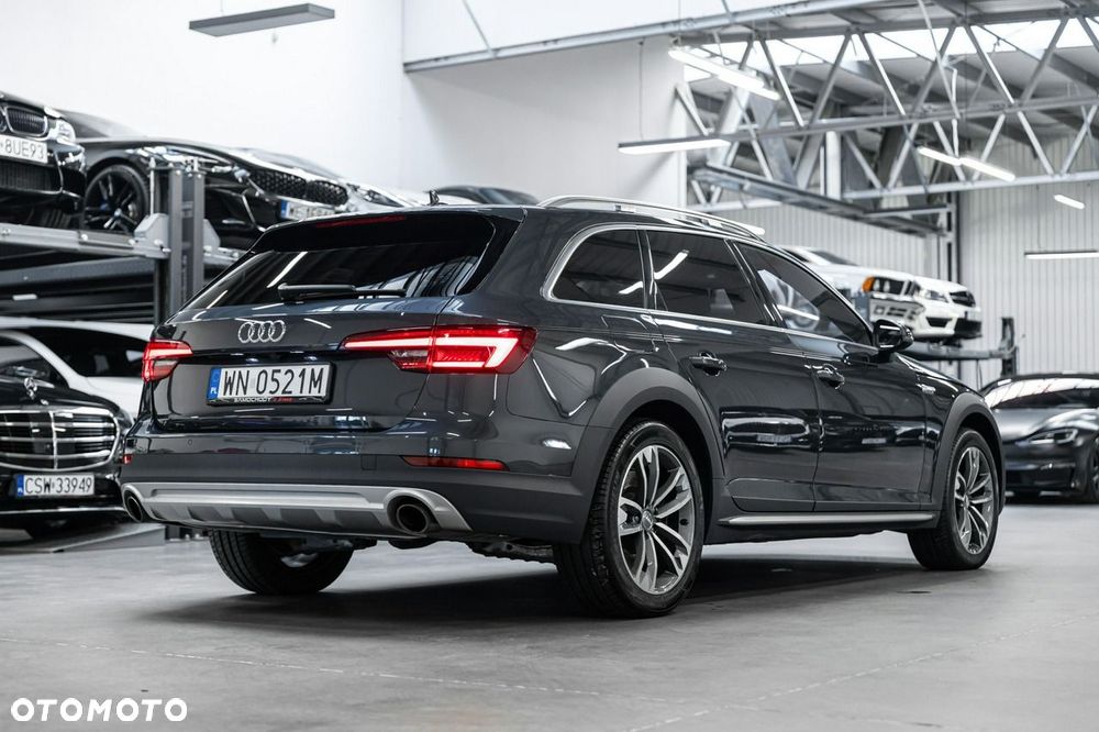 Audi A4 Allroad - 11