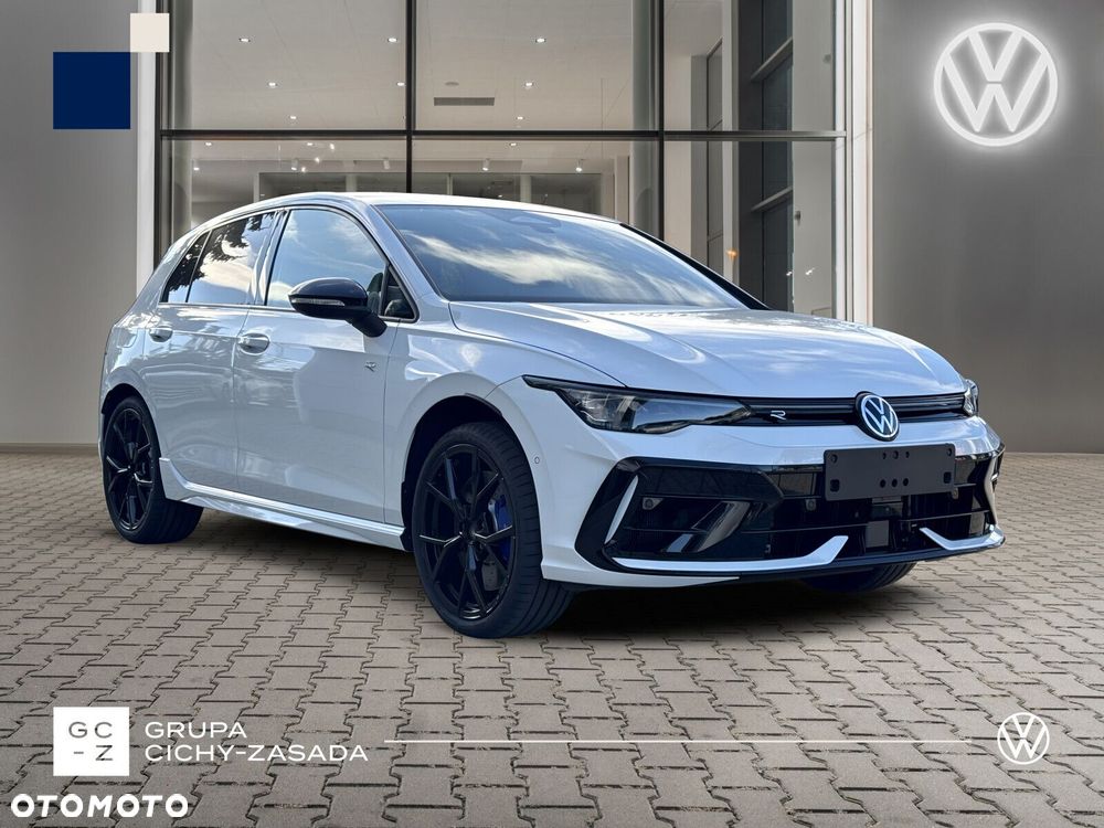 Volkswagen Golf - 8