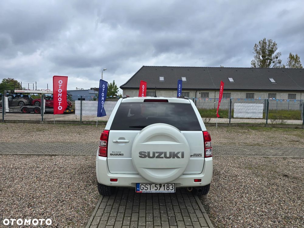 Suzuki Grand Vitara 2.4 Premium - 7