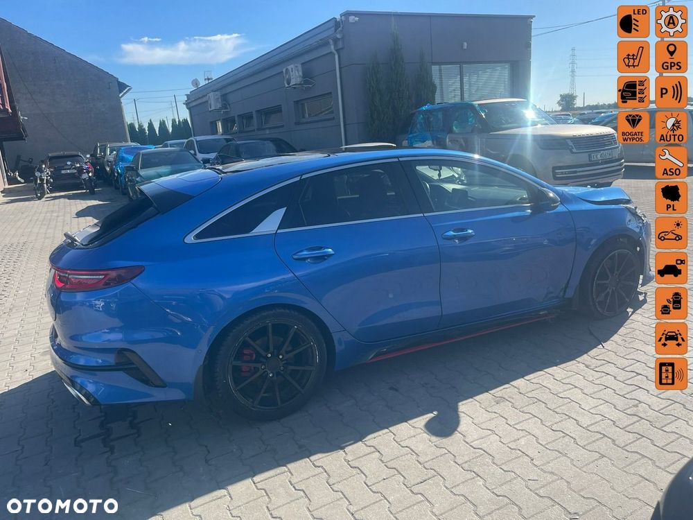 Kia Procee'd