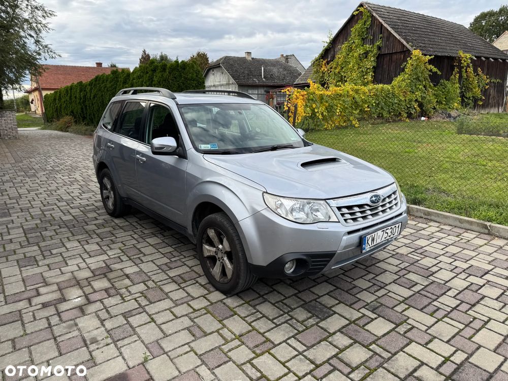 Subaru Forester 2012 photo 2