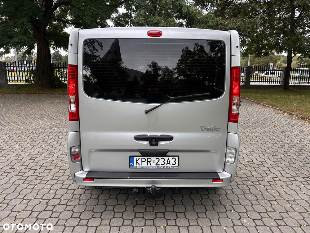 Renault Trafic Grand Passenger Expression - 31