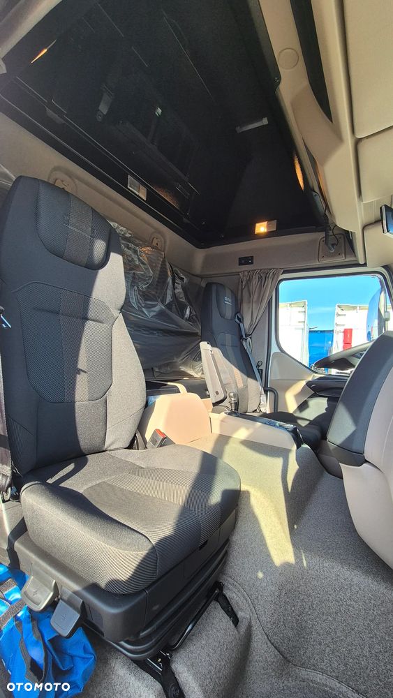 DAF XB 260 FA 11,99 - 16