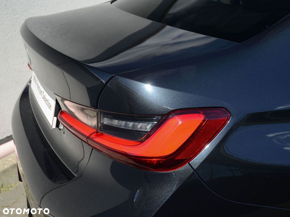 BMW Seria 3 320d xDrive mHEV M Sport - 15