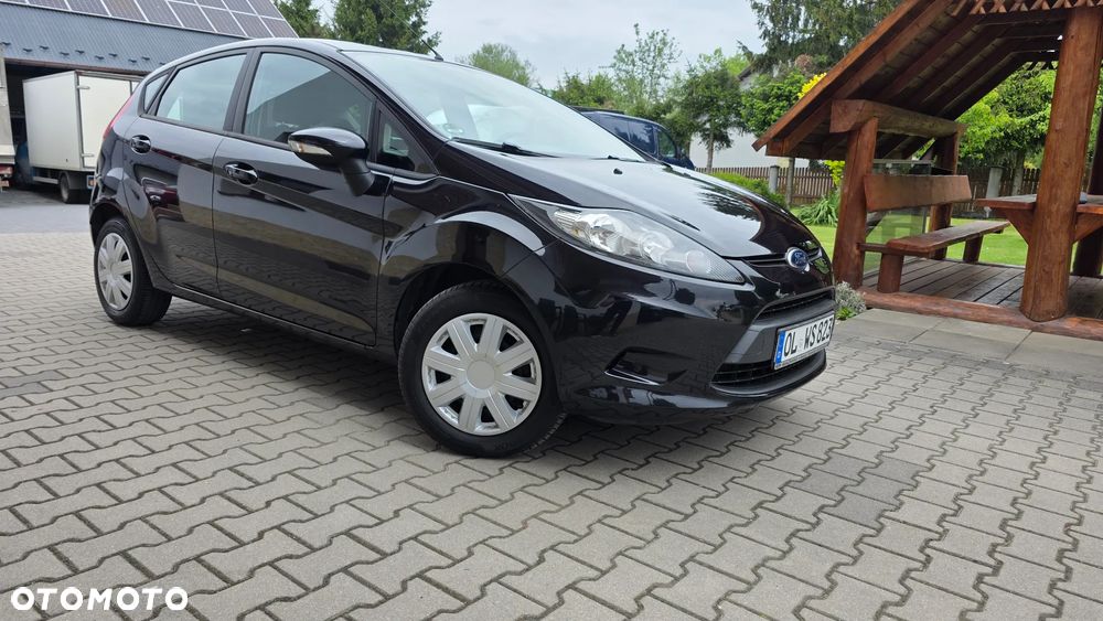 Ford Fiesta 1.25 Celebration - 9