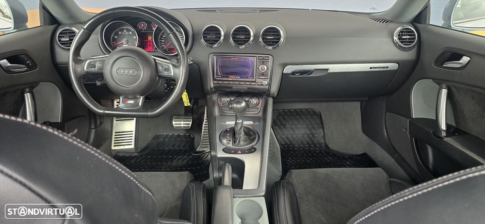Audi TT Coupé 3.2 quattro S tronic - 20