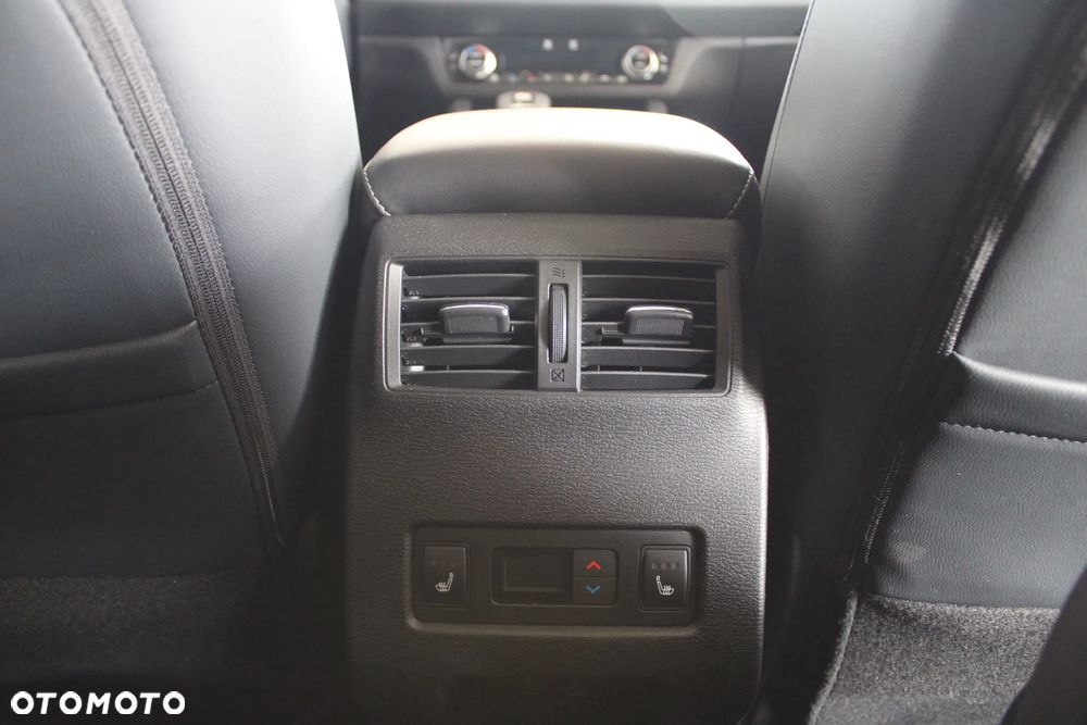 Mitsubishi Outlander Instyle - 28
