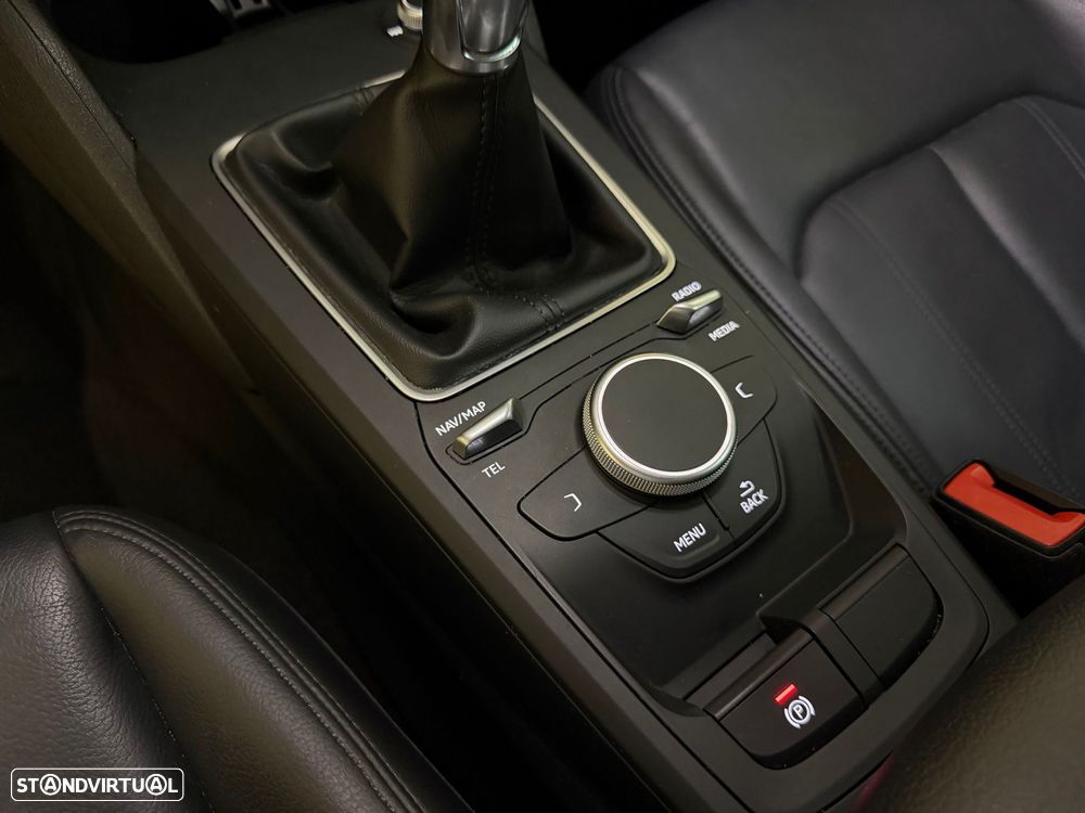 Audi Q2 30 TFSI Sport - 13