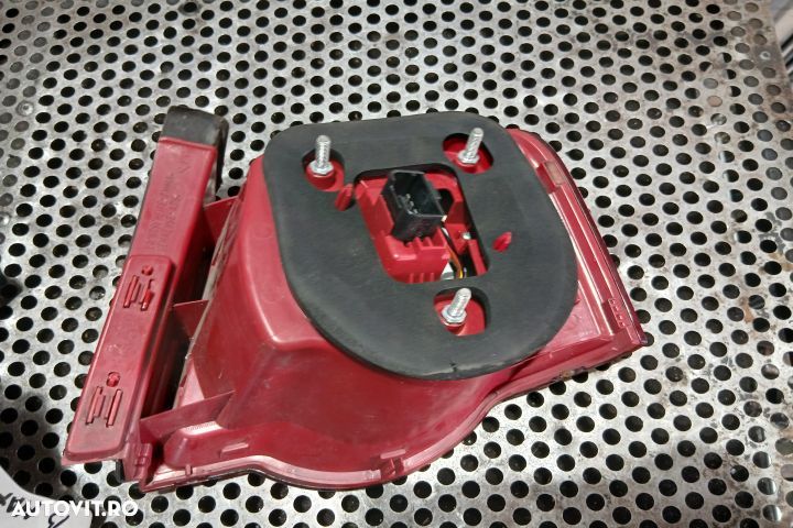 Lampa / Tripla stop stanga pe aripa 3C5945095H 3C5945095H Volkswagen - 4