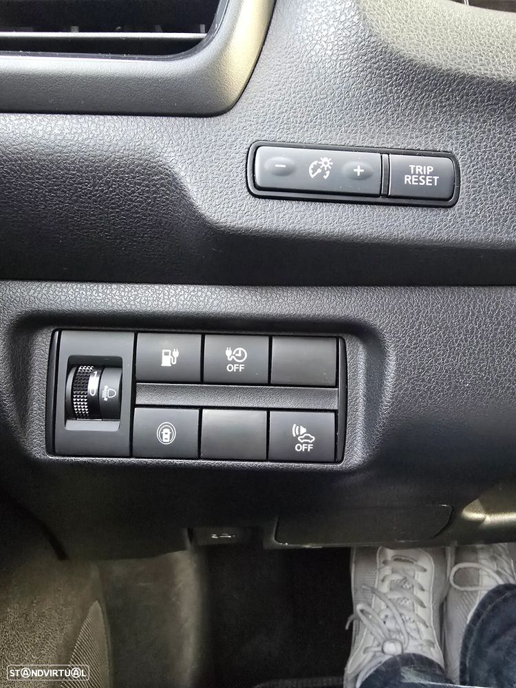 Nissan Leaf Tekna Stock Shift - 30