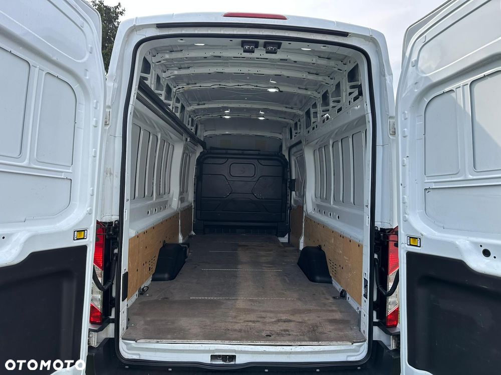 Ford Transit - 16
