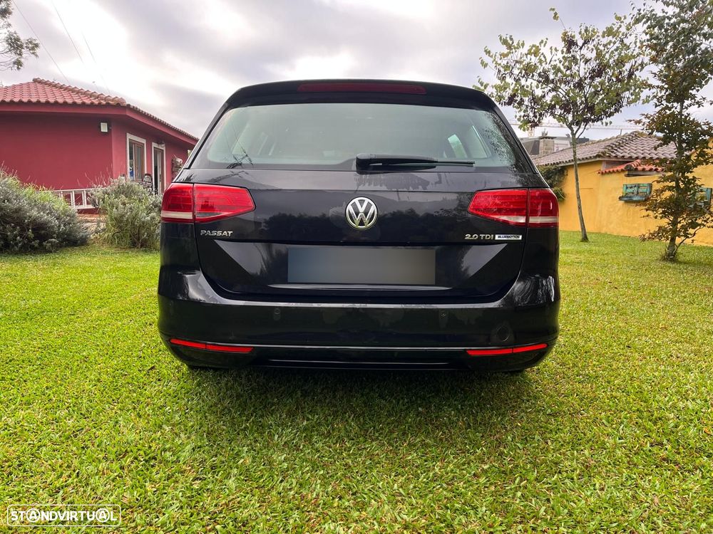 VW Passat Variant 2.0 TDi Confortline - 20