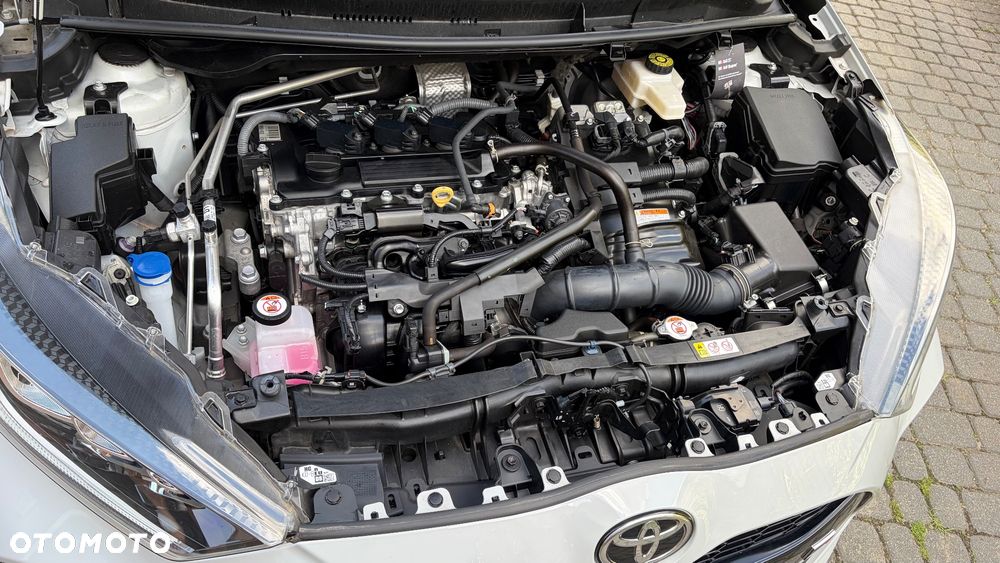 Toyota Yaris Hybrid 1.5 GR Sport - 13