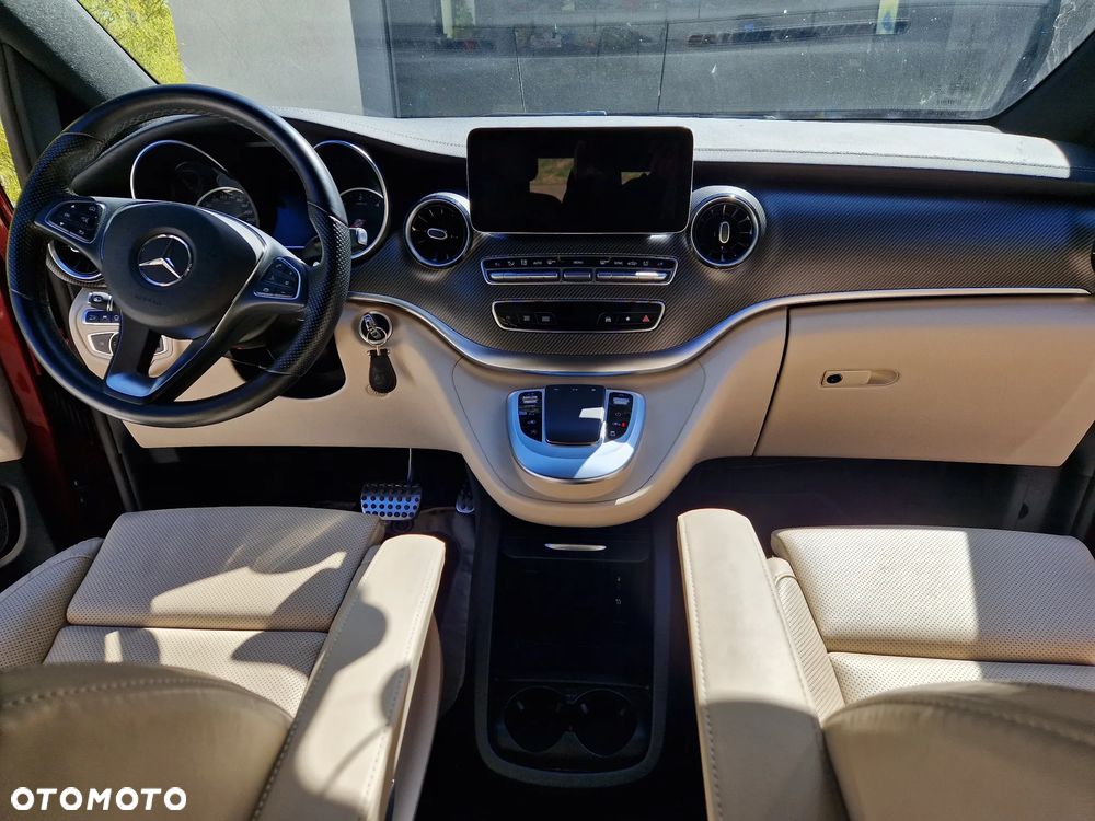 Mercedes-Benz Klasa V 300 d 4-Matic Avantgarde 9G-Tronic (d³ugi) - 10