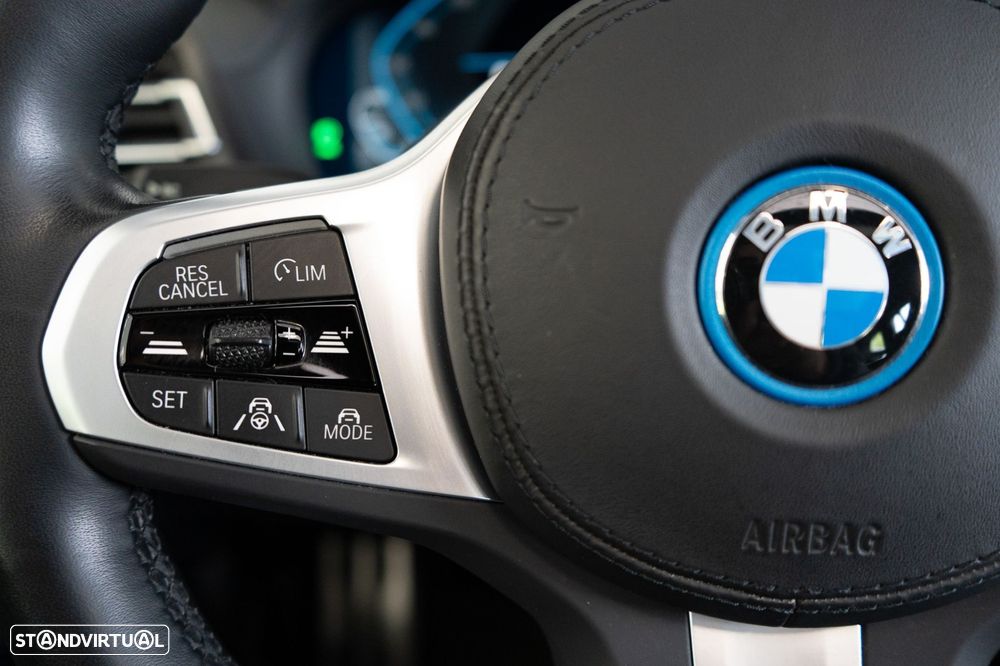 BMW iX3 M Sport Inspiring - 29