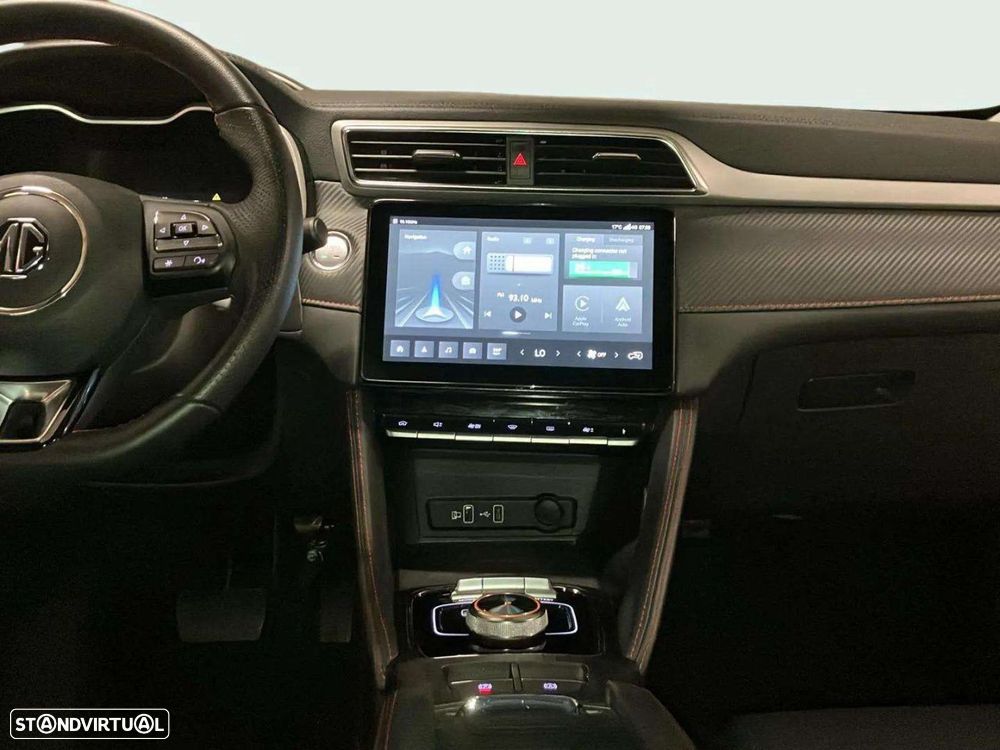 MG ZS EV 72.6 kWh Luxury OBC 11 kW - 10