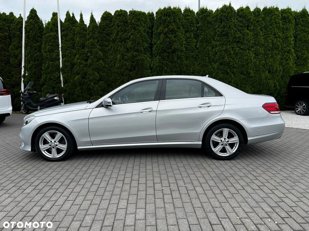 Mercedes-Benz Klasa E 250 BlueTEC 4Matic 7G-TRONIC Elegance - 8