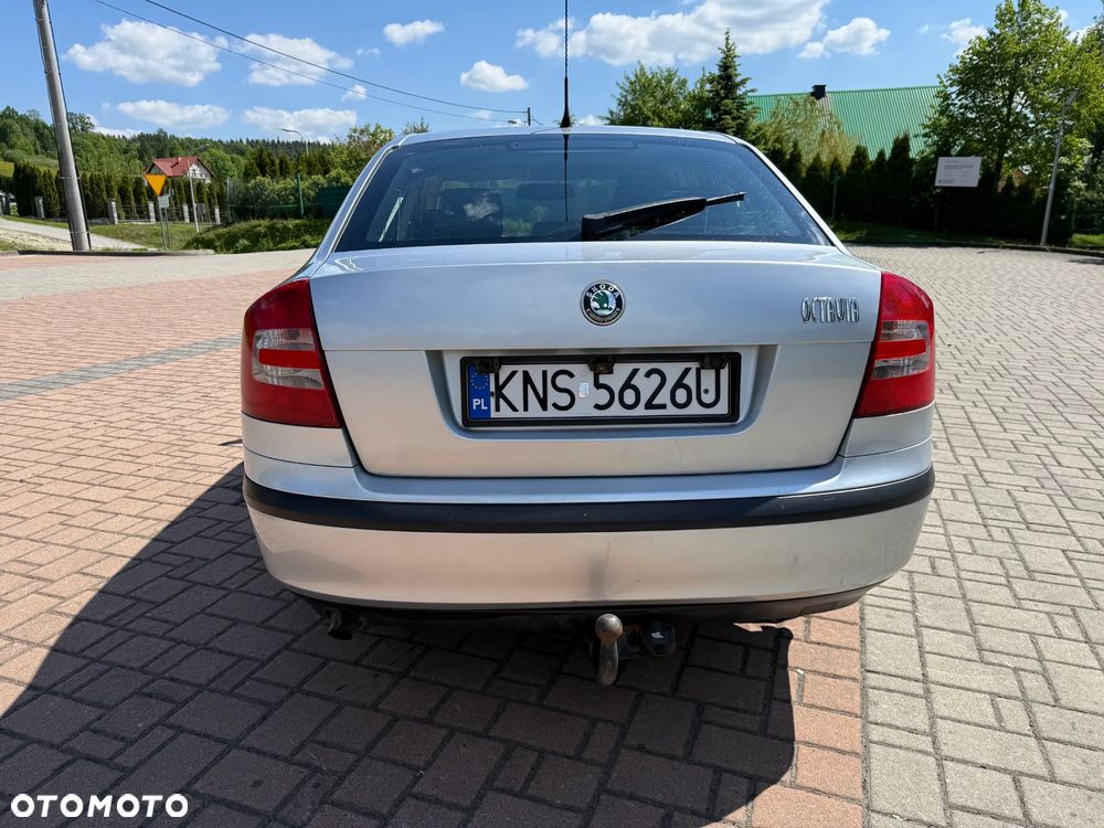 Skoda Octavia 1.6 Active - 6