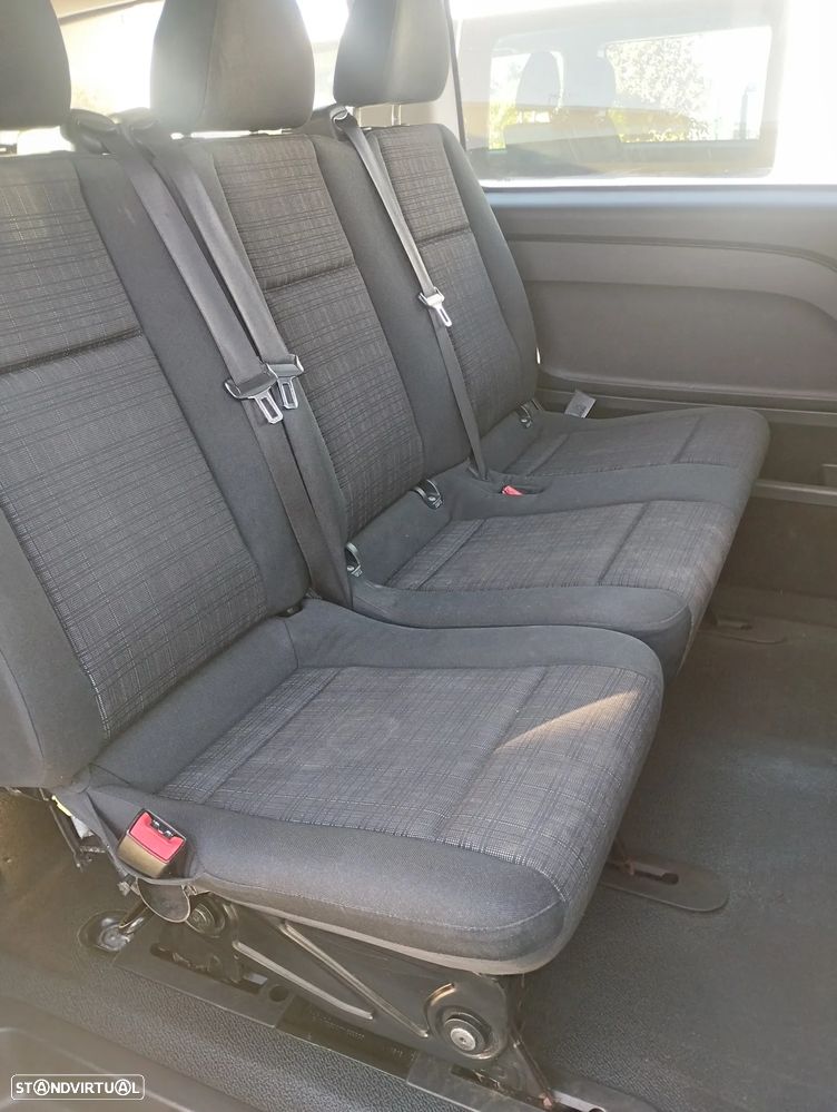 Mercedes-Benz Vito Extra-Longa SHUTTLE - 13