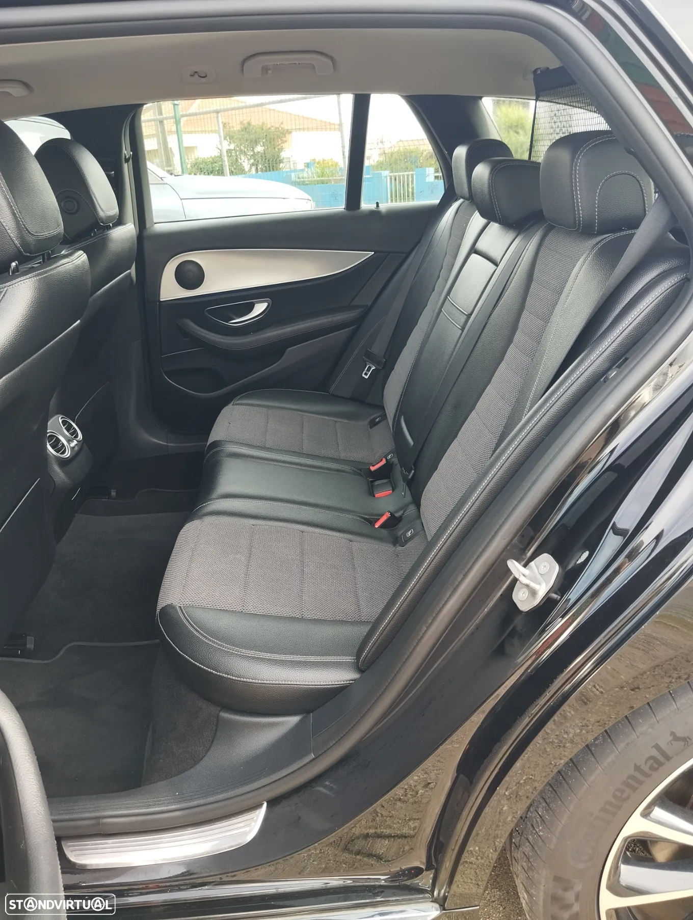 Mercedes-Benz E 220 d Avantgarde+ - 13