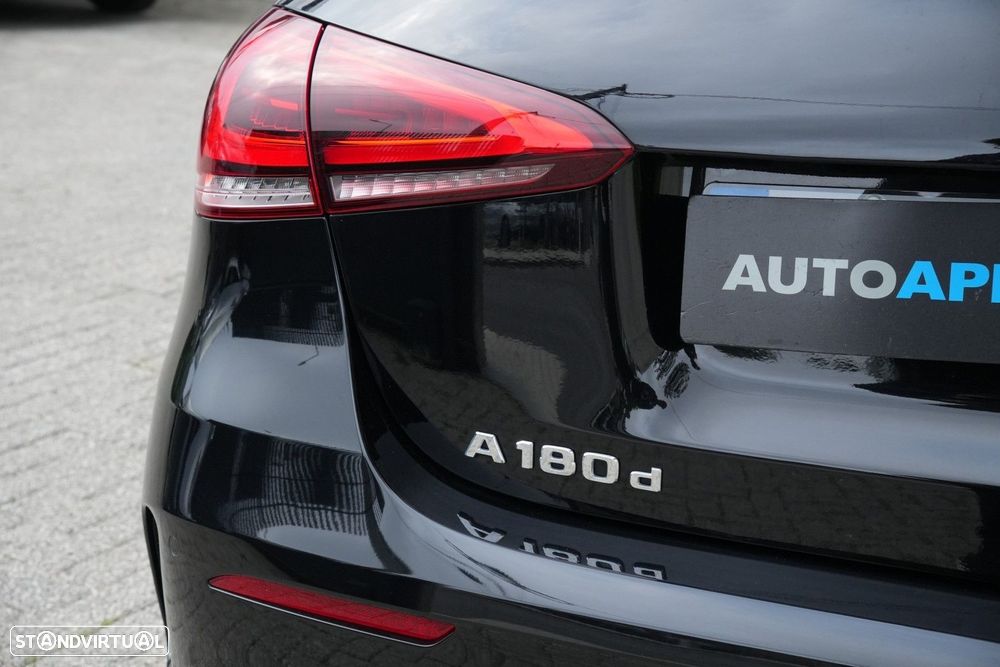 Mercedes-Benz A 180 d AMG Line Aut. - 29