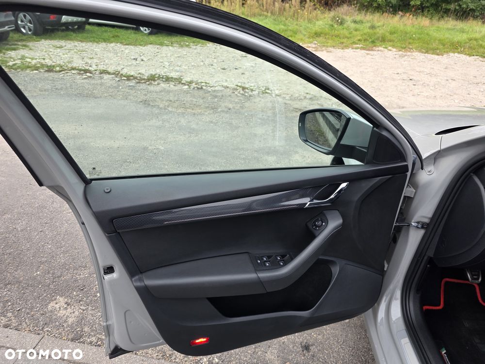 Skoda Octavia 2.0 TSI RS 230 - 14