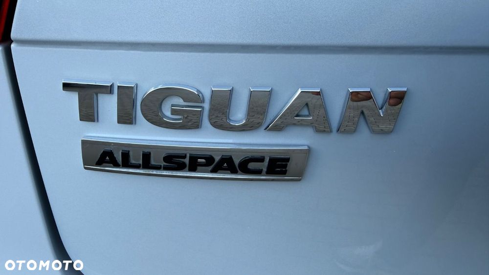 Volkswagen Tiguan Allspace - 17