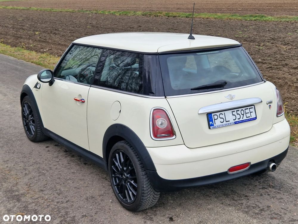 MINI ONE Brick Lane - 3