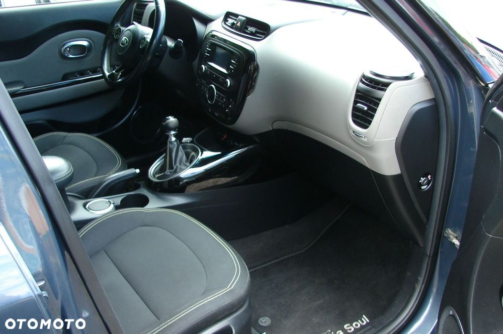 Kia Soul - 10