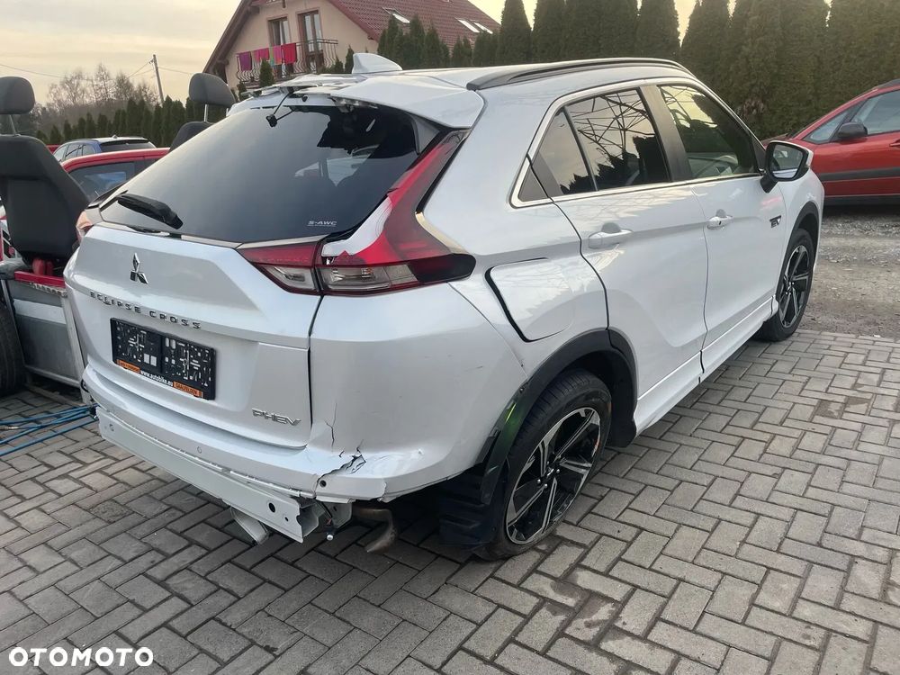 Mitsubishi Eclipse Cross 4WD Plus Select - 6