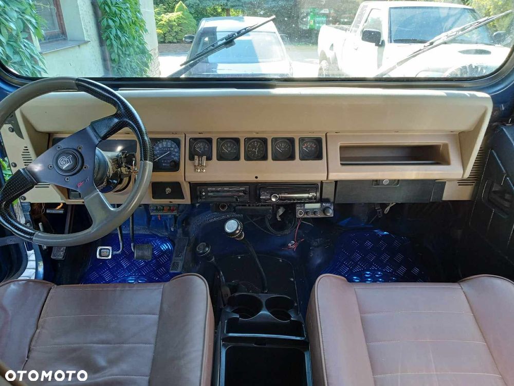 Jeep Wrangler - 15