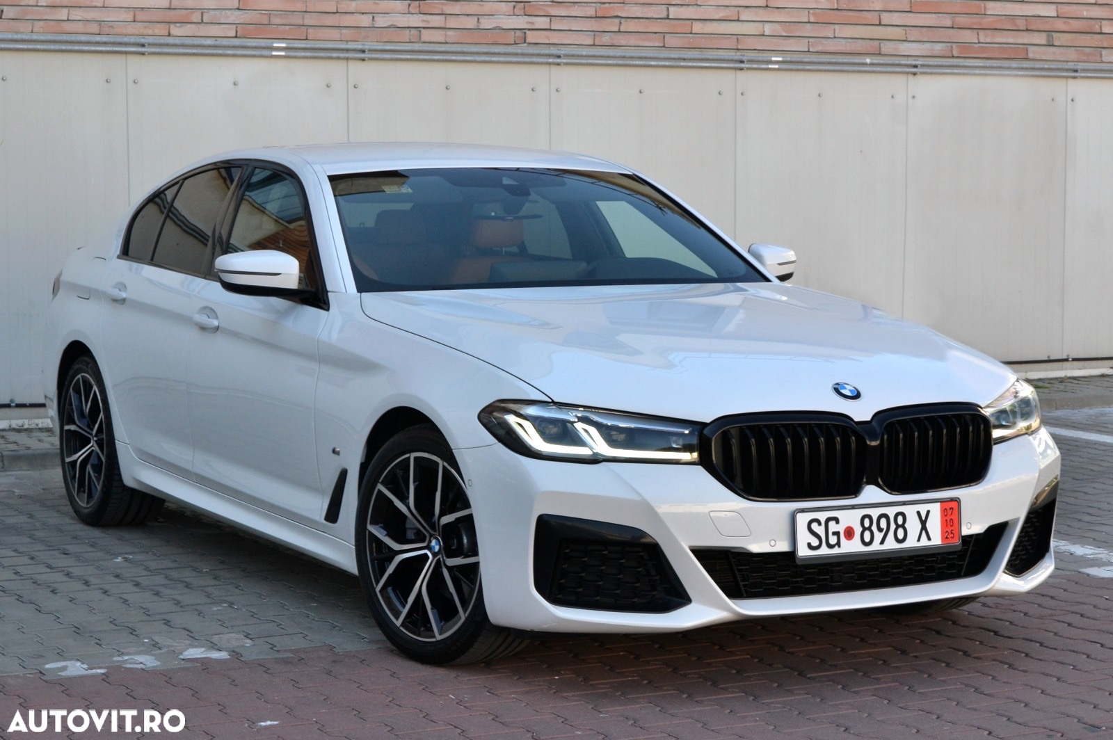 BMW Seria 5 520i Touring Aut. - 4