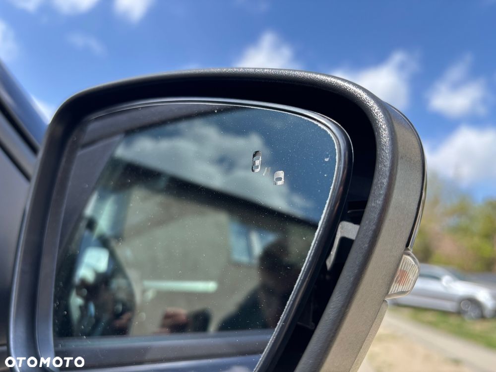 Ford Kuga 2.0 EcoBlue AWD ST-Line X - 12