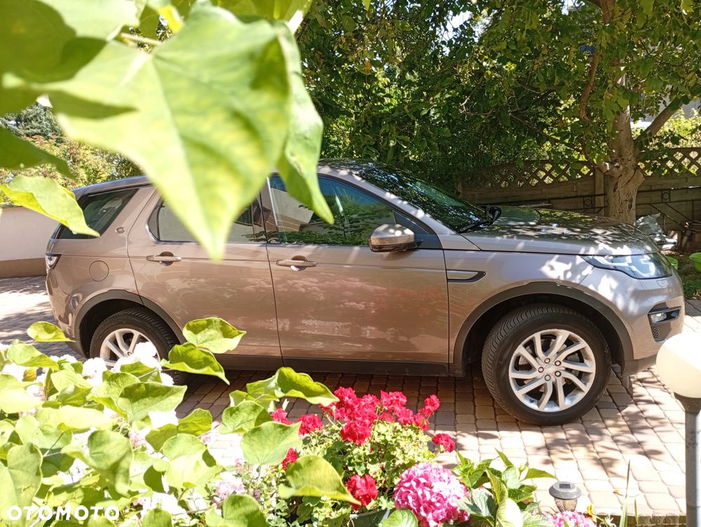 Land Rover Discovery Sport 2.0 TD4 HSE Luxury - 12