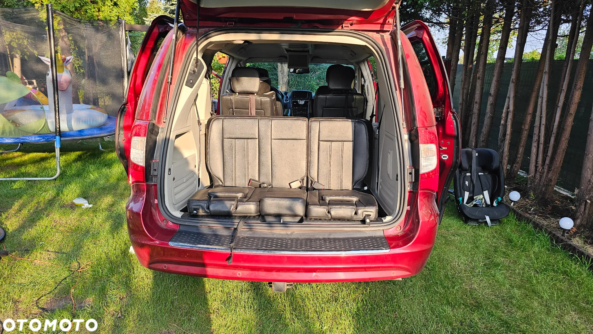Chrysler Town & Country 3.6 Limited - 19