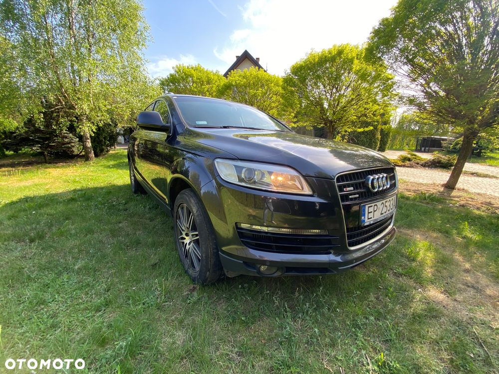 Audi Q7 - 6