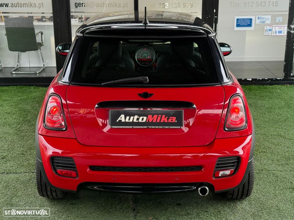 MINI 3 Portas Cooper D - 16