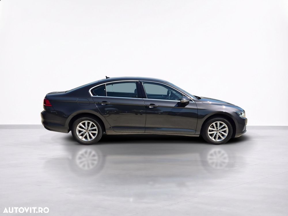 Volkswagen Passat 2.0 TDI DSG Advance - 7