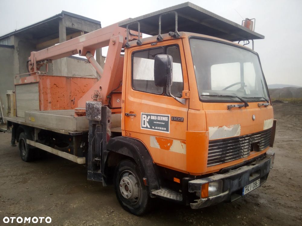 Mercedes-Benz 809 - 6